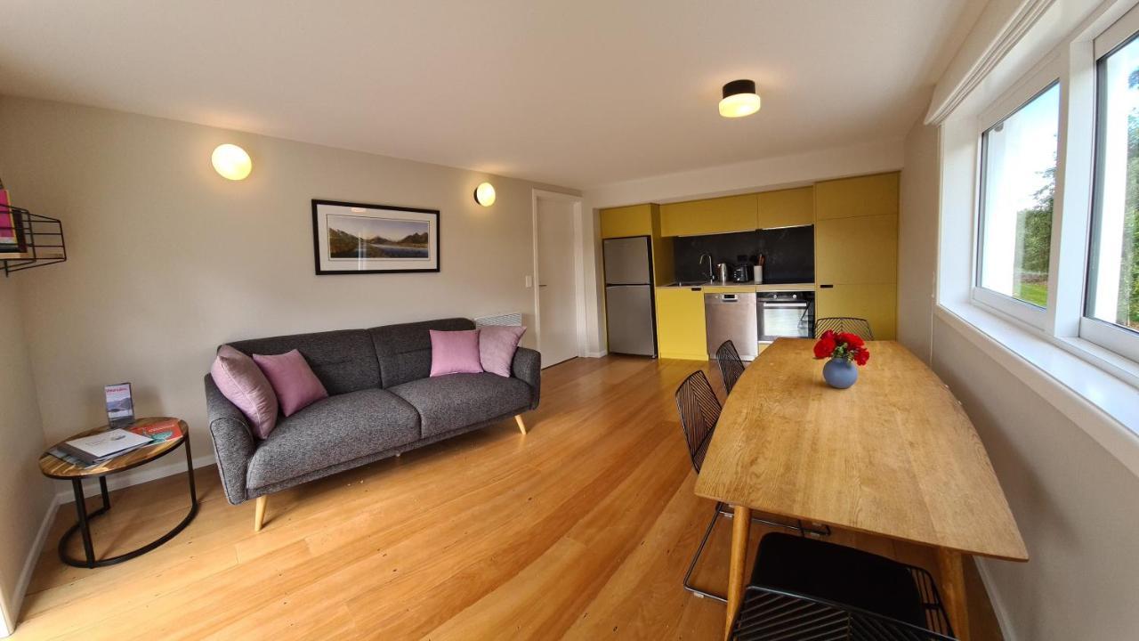 Kowhai Apartment - Private Opposite Golf Course Central Wanaka Exterior photo